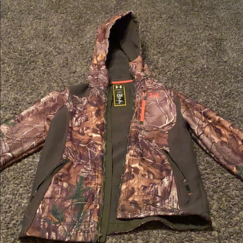 women’s under armour jacket